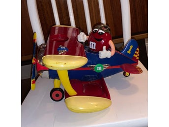 Flygplan/leksaksflygplan, M&M
