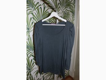 Mörkblå tröja med puff armar, La redoute (350431034) ᐈ Zoe & Rose LA svart kort jeansjacka med spetsinfällningar