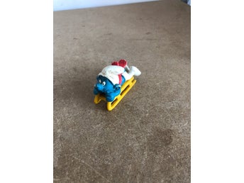 Smurf på kälke