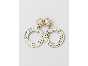 Earrings Vintage Monet signerad vitmålad statement clip-on örhängen