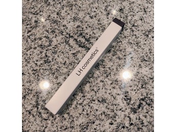 LH Cosmetics Linda Hallberg Crayon Grey NY ögonpenna eyeliner kajal