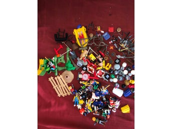 Playmobil gubbar vertyg vapen hästar hjälmar mm