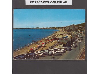 Bensinmack Esso med massa bilar italien