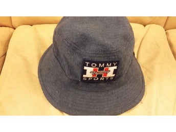 mössa / hatt DUVBLÅ Tommy H Sports !