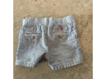 Polo by Ralph Lauren blåa, vita shorts, storlek 9M