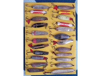Stort parti vintage skeddrag – 23 st gamla klassiker (ABU Koster m.fl.)