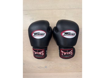 Twins Special Boxningshandskar – 14 oz – Äkta Läder –