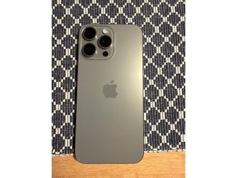 iPhone 15 Pro Max