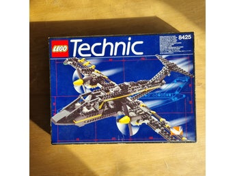 LEGO Technic 8425 - Black Falcon / Black Hawk / Sky Stormer