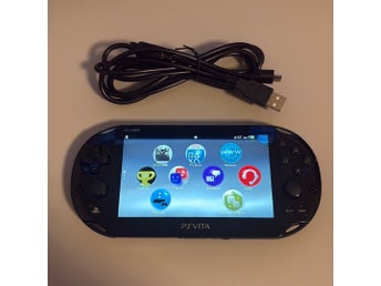 PS Vita 2000