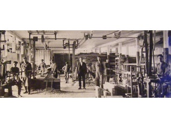Antikt FOTOGRAFI av Oscar Björklunds Snickeri Fabrik anno 1926,MYCKET GOTT SKICK