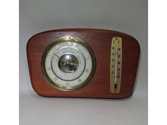 EN FIN KLASSISK VINTAGE BAROMETER MED TERMOMETER I TEAK, GLAS & MÄSSING