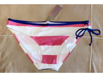 Blå, Rosa och Vit randig bikininederdel stl 40