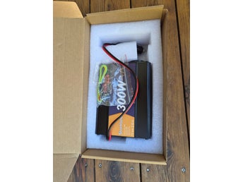 Helt ny Pure Sine Wave Inverter 300W / 600W