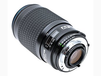 Tokina AF 75-300mm f:4,5>5,6 för Nikon