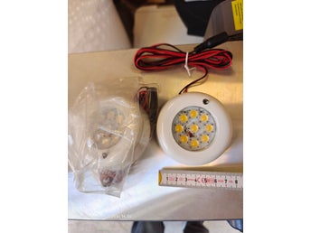 LED-spotlight för båt eller husvagn, 12V strömställare