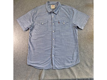 Levi's skjorta . Storlek XL