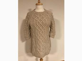 Stickad klänningtröja H&M trend XS (343355796) ᐈ Köp på Stickad klänningtröja H&M trend XS (343355796) ᐈ Köp på