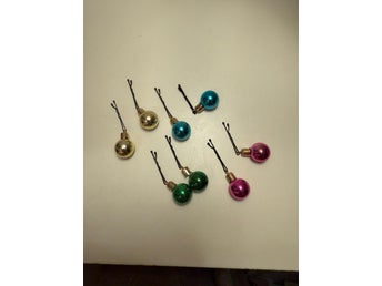 8 st Hårnålar Bobbypins Hårspännen Mini Julkulor Dekorativ Jul Accessoarer
