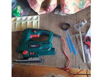 800W elektrisk lasersticksåg med variabel hastighet med LED-ljus och 3 blad