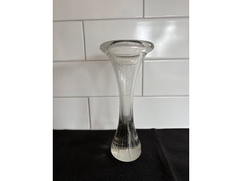 Glasvas ”Kalla” av Mikko Helander 60 tal Humppila Finland