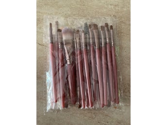 Helt nya sminkborste sminkset make up set 20st pensel borste julklapp