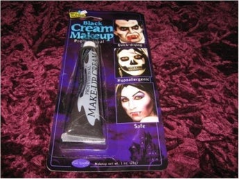 SVART CREAM MAKE-UP PÅ TUB(HALLOWEEN)