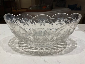 Vacker skål i glas , retro! Fint skick.