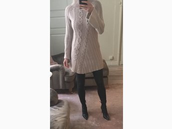 Malene Birger stickad klänning st M Malene Birger stickad klänning st M