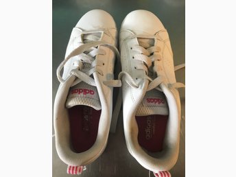 Adidas skor Stl 35,5 Adidas skor Stl 35,5