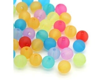 Frostade acrylpärlor