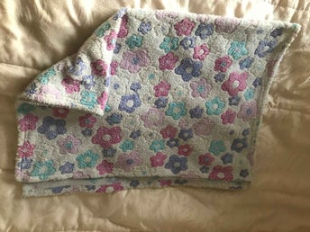 Flerfärgad baby filt