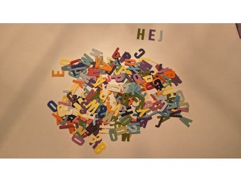 260 st Bokstäver A-Z Cardstock