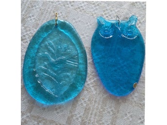 Två Blå Fönsterhängen / Solfångare / Glas Uggla / Fågel / Gränna Glas / 1960-70
