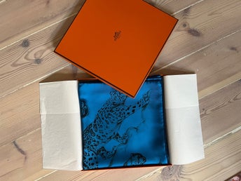 Hermès blå scarf, storlek 90CM