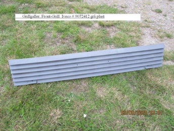 Grillgaller, Front-Grill. Iveco # 9072412 grå plast