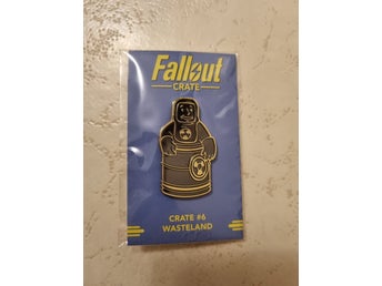 Fallout Loot Crate #6 Wasteland Pin - Rare Black variant - new in plastic