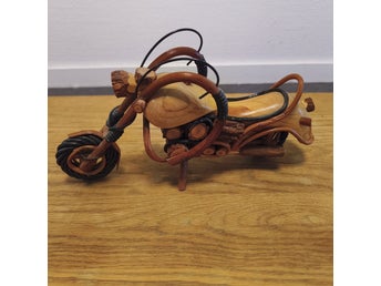 Träskulpturer motorcykel