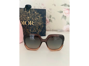Christian Dior Oversized Square Two-Tone Sunglasses (CD Hinge Signature)