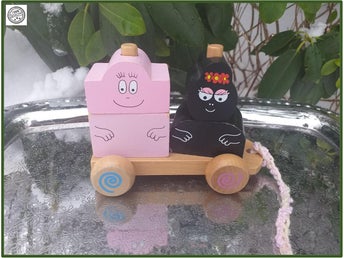 Barbapapa tågvagn med 4 klossar i form av barbamama och barbapapa