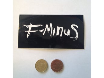 F-Minus - Klistermärke/sticker - 105x55mm