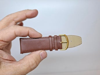 Klockarmband 26mm Brunt Äkta Kalvskinn med Guldfärgat Spänne + 2 Bandstift NY