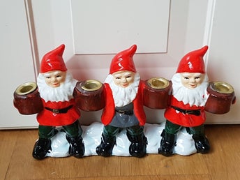 Jultomtar ljusstake