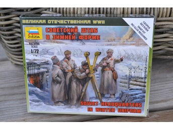 Soviet Headquarters in Winter Uniform 1:72 Zvezda (4st Figur