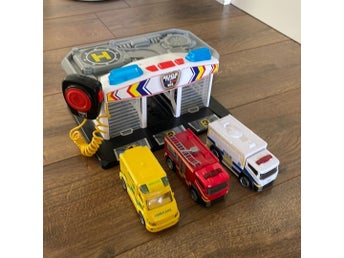 Räddningsstation med fordon