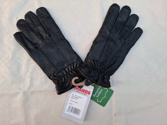 4HANDS Sari Nya fodrade svarta läderhandskar, storlek 7