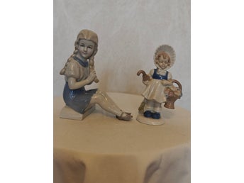 Två Porslinsfigurer