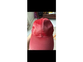 Acne studio keps rod satin/silke