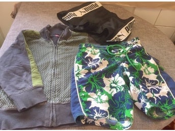Klädpaket Pojke Strl 104 ca 4 år - Retro Cardigan, Badshorts, Puma-shorts