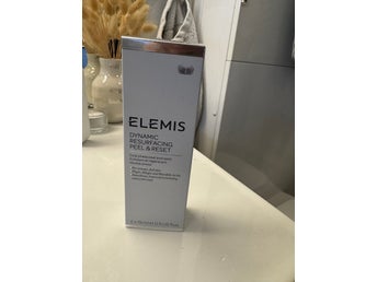 Elemis Dynamic Resurfacing Peel & Reset